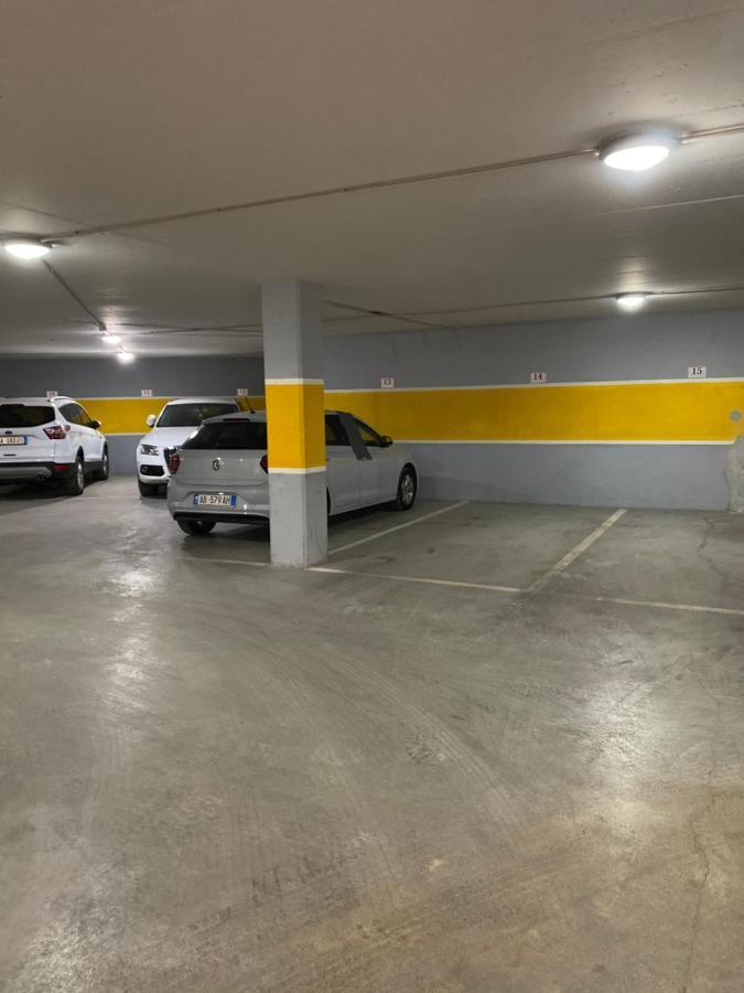 Nemi apartments Tirana Bagian luar foto